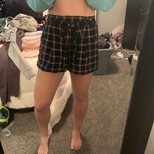 American Eagle Flowey shorts